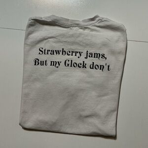 Strawberry Kai Bent Lee X Ben Baller Strawberry Jams But My Glock Don’t T-Shirt